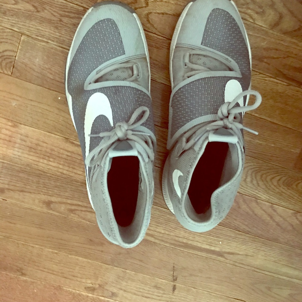 Boys nike shoes